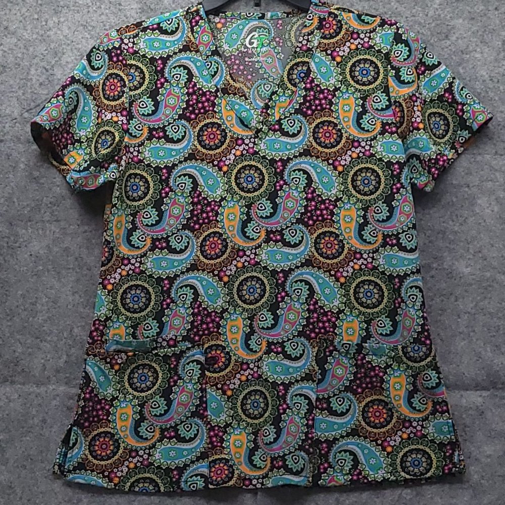 GT Performance Womens Ethnic Paisley Scrub Top Sz S Multi Short Sleeves Pockets
